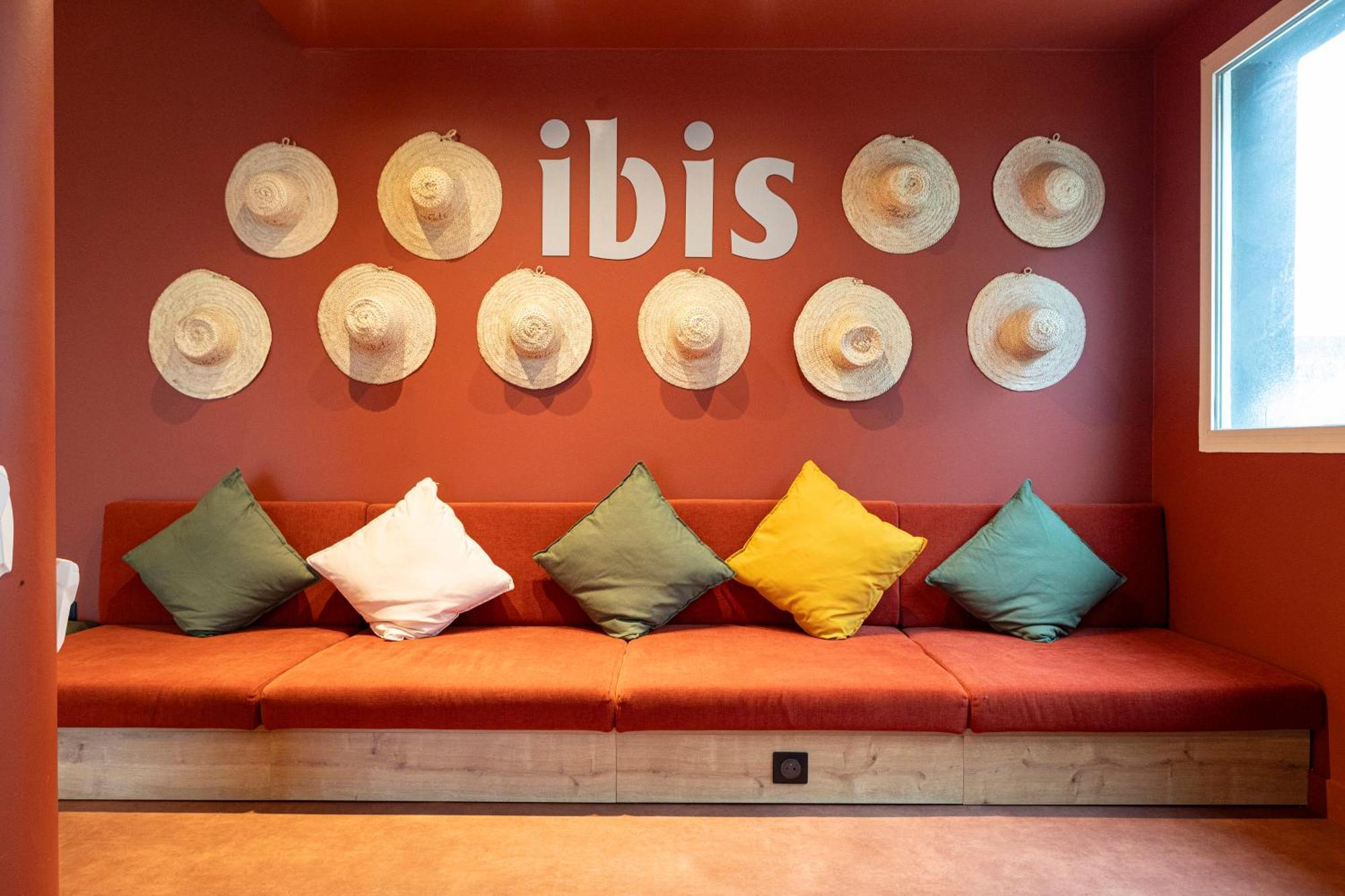 Ibis Istres Trigance Hotel Ngoại thất bức ảnh