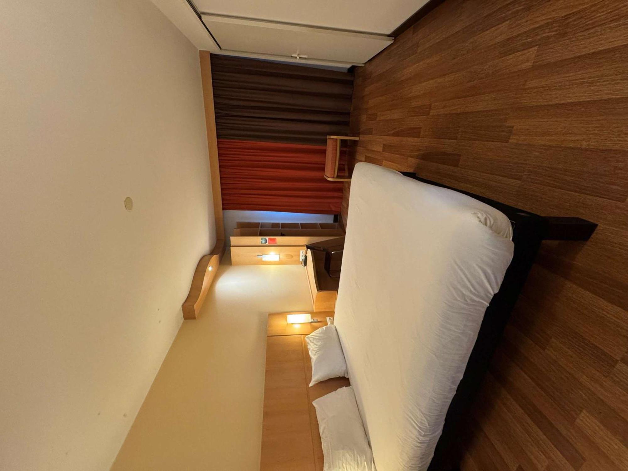 Ibis Istres Trigance Hotel Ngoại thất bức ảnh