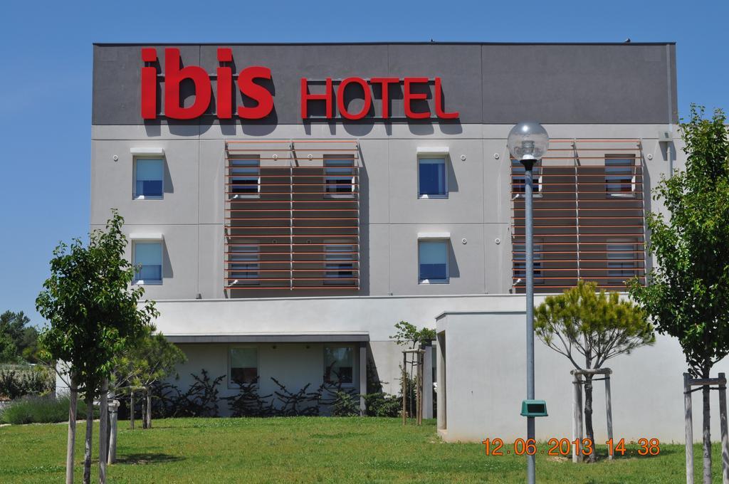 Ibis Istres Trigance Hotel Ngoại thất bức ảnh